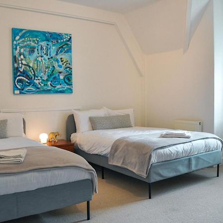 Spacious 3Br Victorian Cheltenham Loft Flat In Cotswolds - Free Parking 아파트 외부 사진