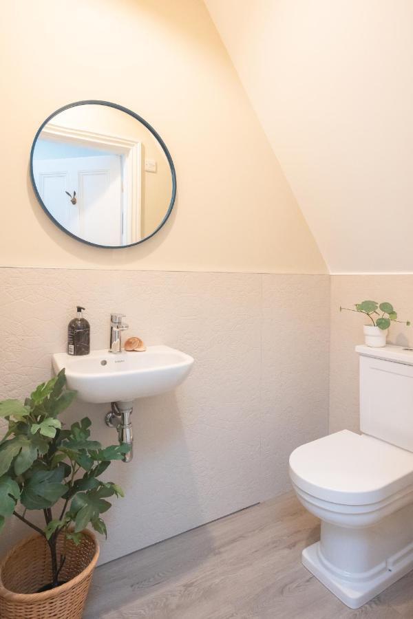 Spacious 3Br Victorian Cheltenham Loft Flat In Cotswolds - Free Parking 아파트 외부 사진