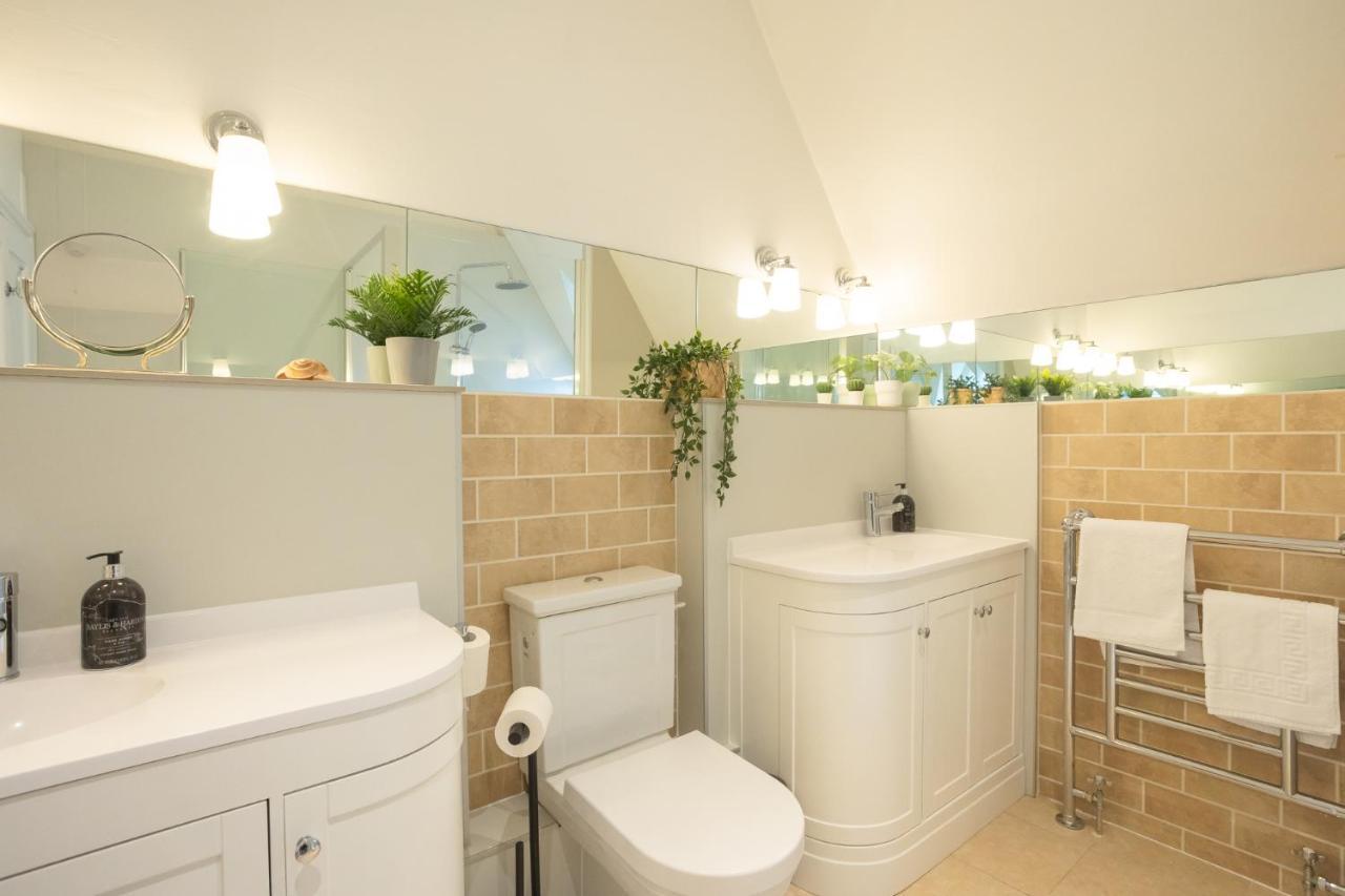 Spacious 3Br Victorian Cheltenham Loft Flat In Cotswolds - Free Parking 아파트 외부 사진