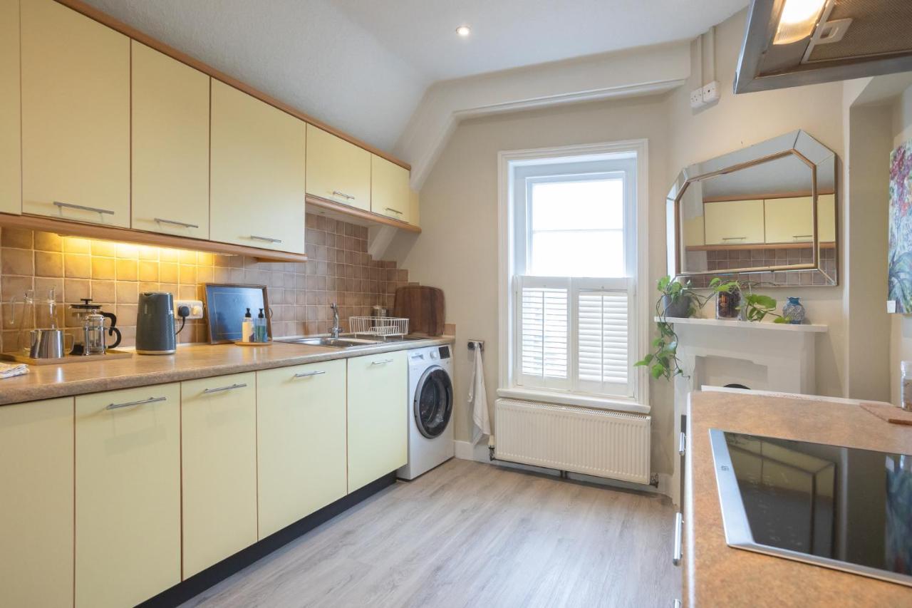 Spacious 3Br Victorian Cheltenham Loft Flat In Cotswolds - Free Parking 아파트 외부 사진