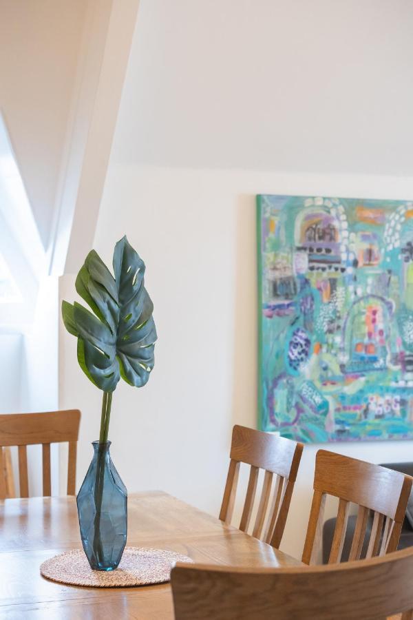 Spacious 3Br Victorian Cheltenham Loft Flat In Cotswolds - Free Parking 아파트 외부 사진
