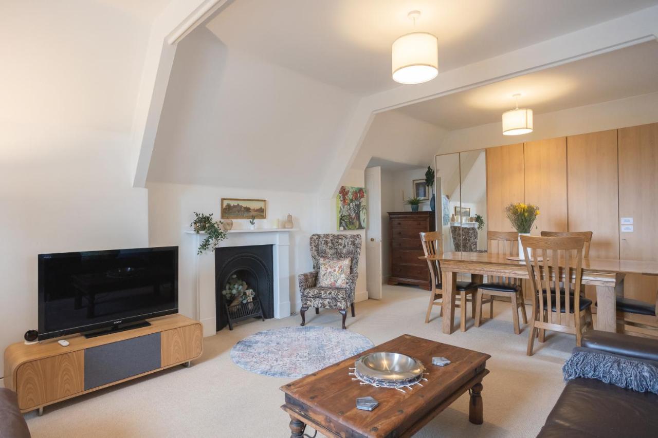 Spacious 3Br Victorian Cheltenham Loft Flat In Cotswolds - Free Parking 아파트 외부 사진